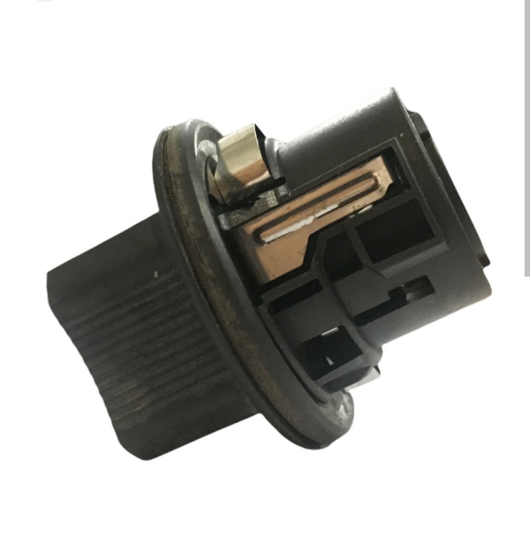 سوکت جالامپی راهنمای سمند