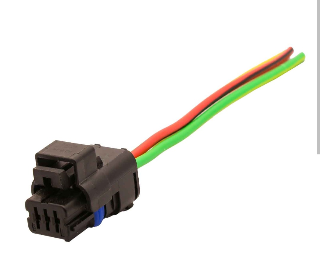 سوکت 3 فیش سوزنی پژو  206