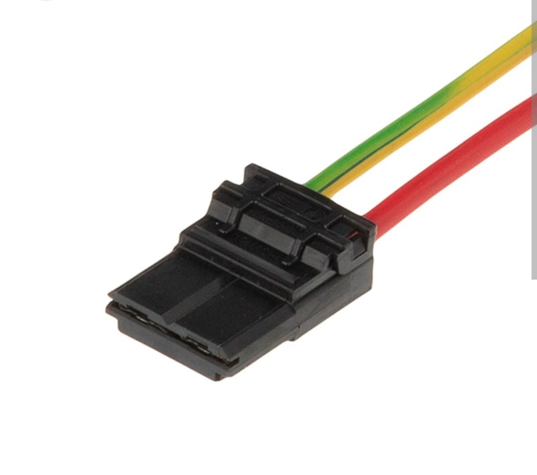 سوکت جعبه فیوز کالسکه مشکی