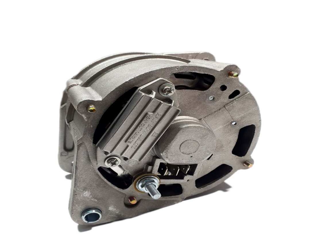 دینام نیسان بنزی